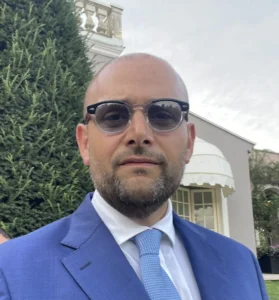 Andrea Saladino, Chief Financial Officer di Nikitena Srl, ritratto professionale in ambito finanza e cybersecurity corporate.